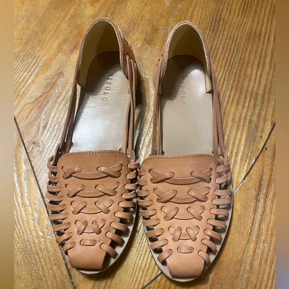Women’s Nisolo Huarache woven leather sandals Almond size 9